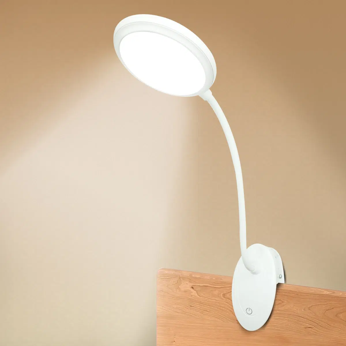 מנורת שולחן LED עם קליפ מתכוונן ותאורת USB